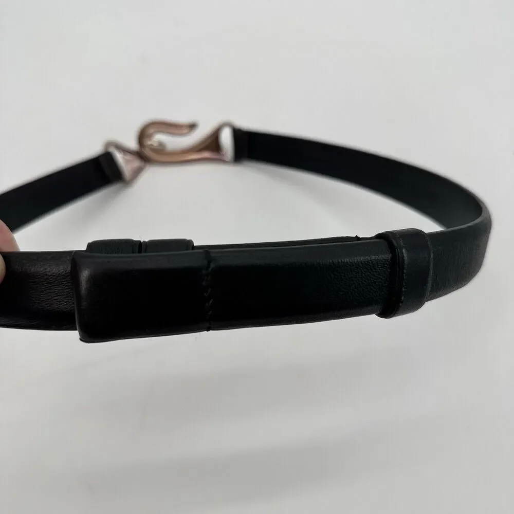 Chicos Black Leather Belt Two Tone Hook Closure Size S/M Classic India